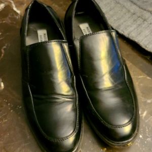 Boy's Madison Avenue black leather dress shoes